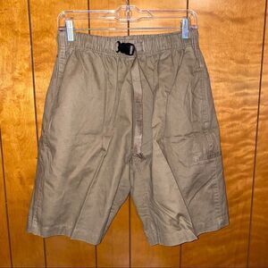 Men’s Marlboro shorts sz S nwt